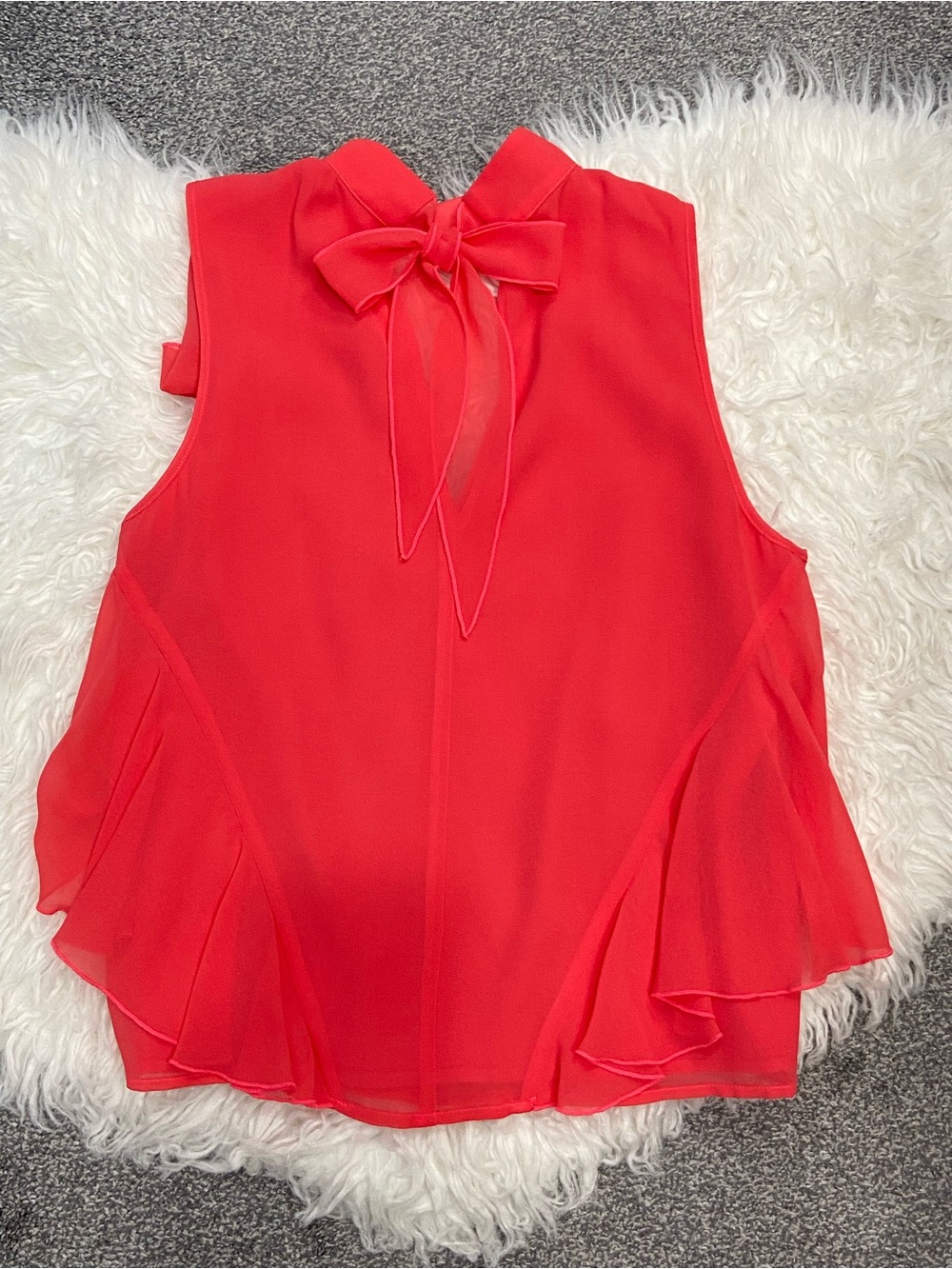 bebe Coral Sleeveless Bow-Back Chiffon Camisole
